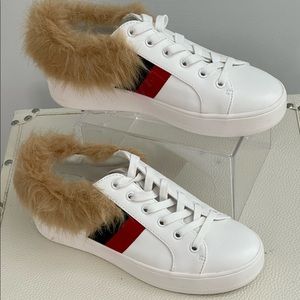 New Steve Madden's Belle-F sneaker with fur.